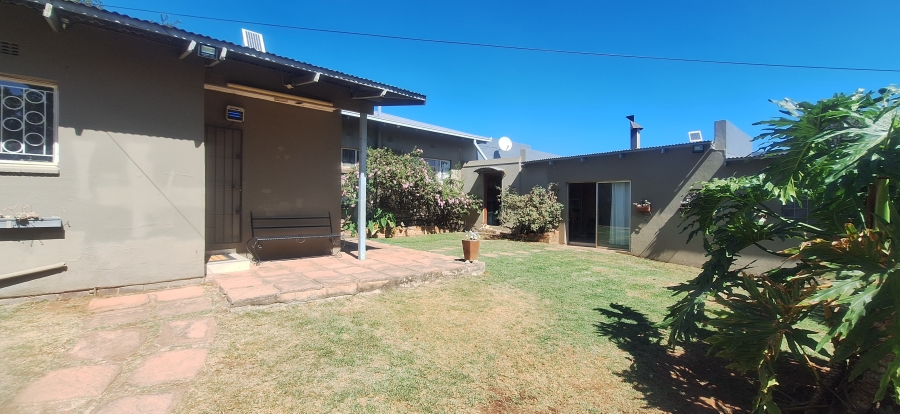 3 Bedroom Property for Sale in Wentworth Park Gauteng