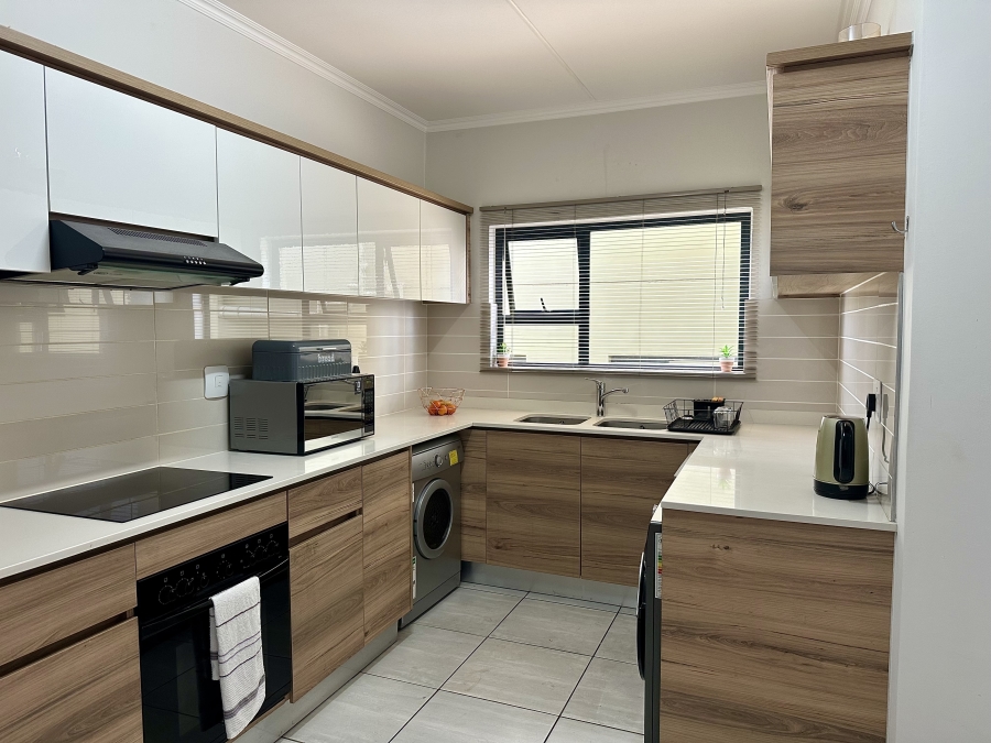 3 Bedroom Property for Sale in Waterfall Gauteng