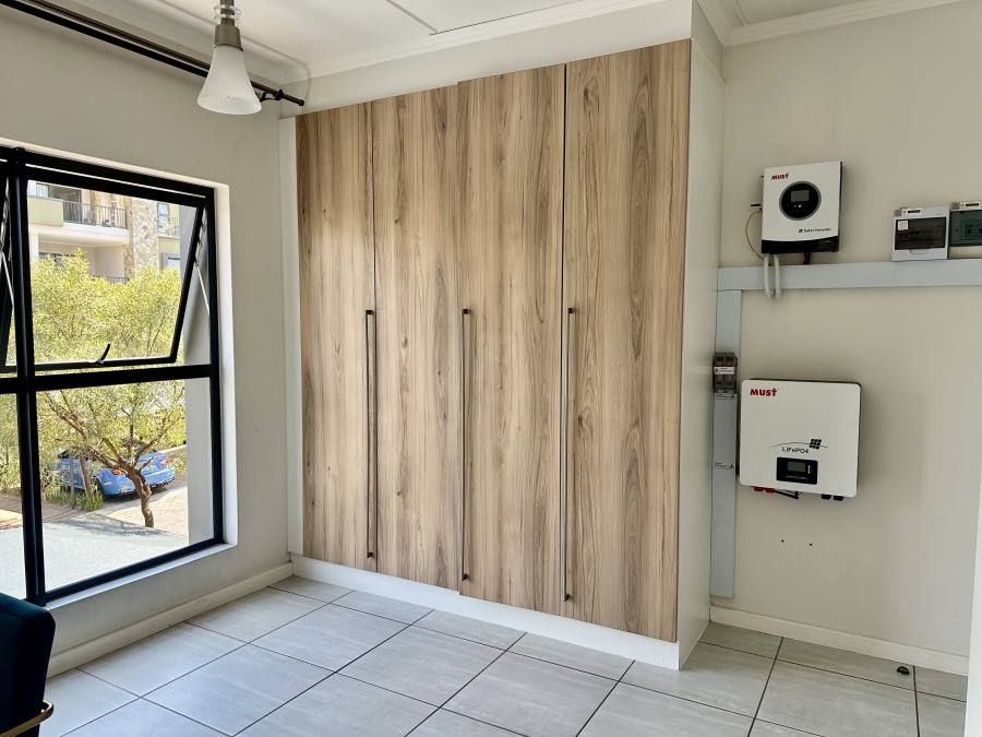 3 Bedroom Property for Sale in Waterfall Gauteng