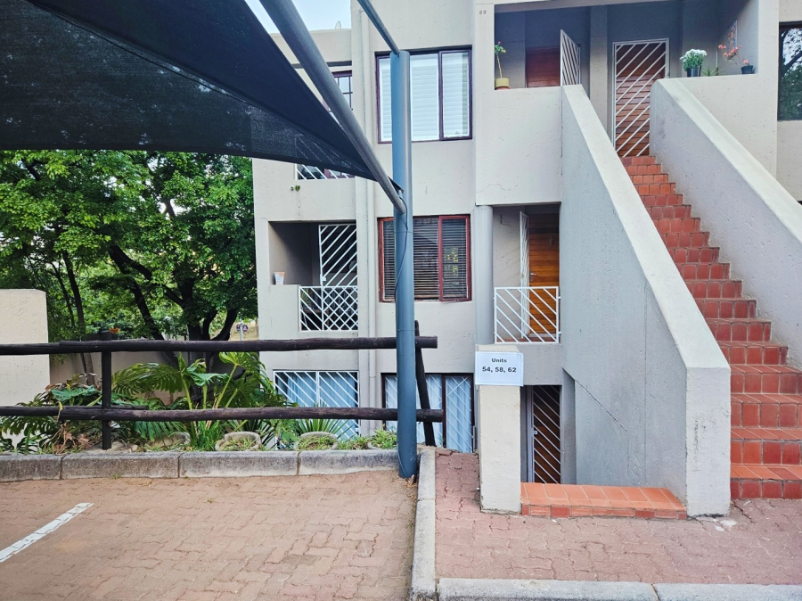 To Let 1 Bedroom Property for Rent in Eltonhill Gauteng