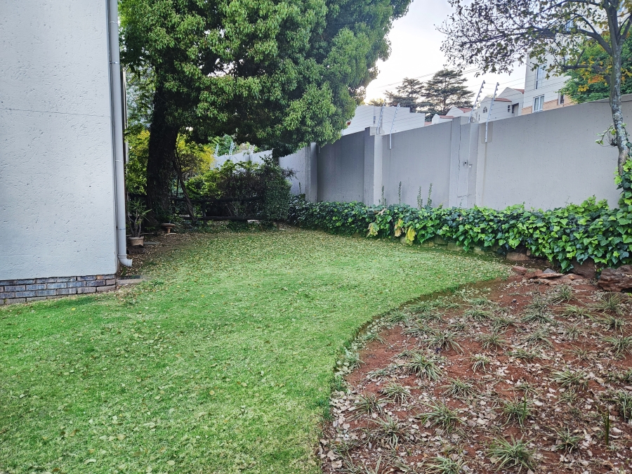 To Let 1 Bedroom Property for Rent in Eltonhill Gauteng