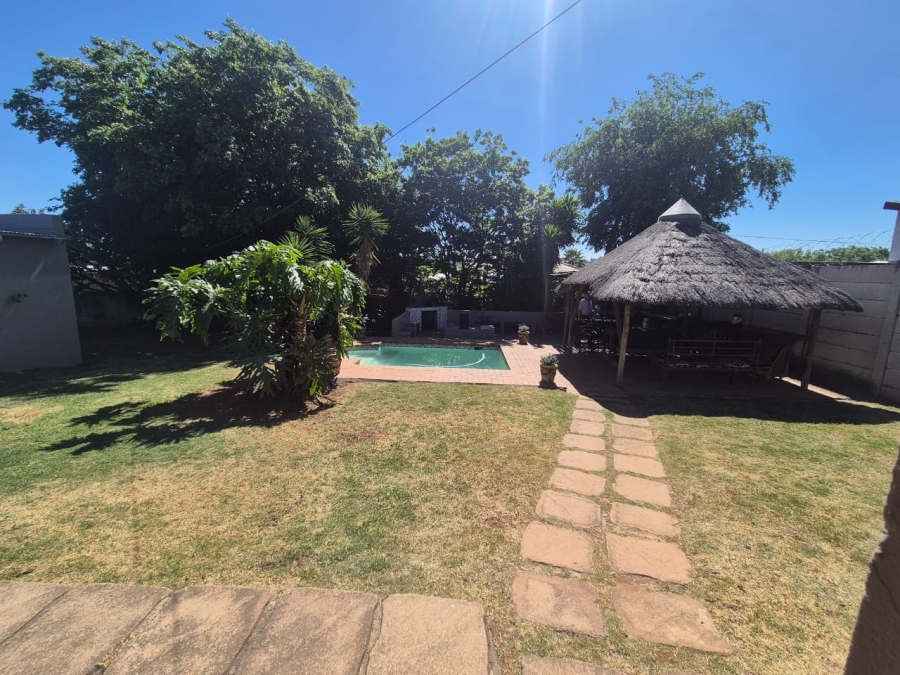 3 Bedroom Property for Sale in Wentworth Park Gauteng