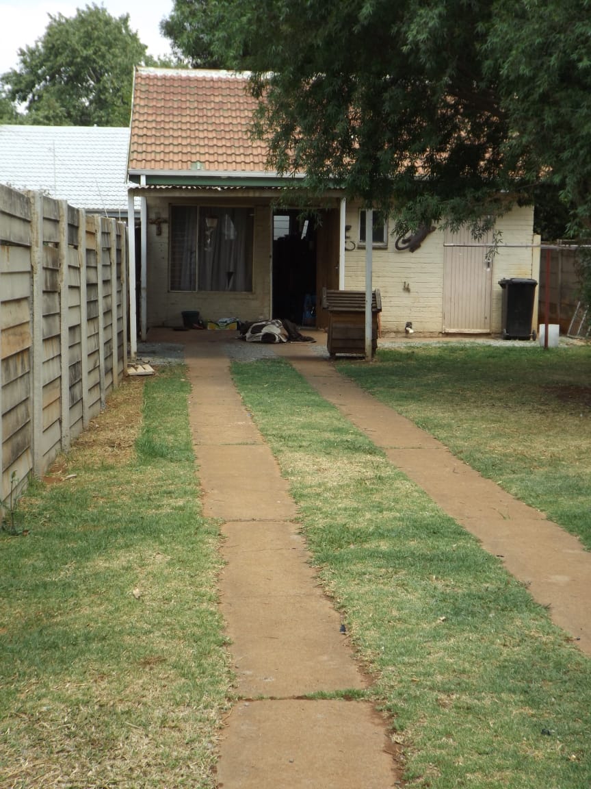 3 Bedroom Property for Sale in Strubenvale Gauteng