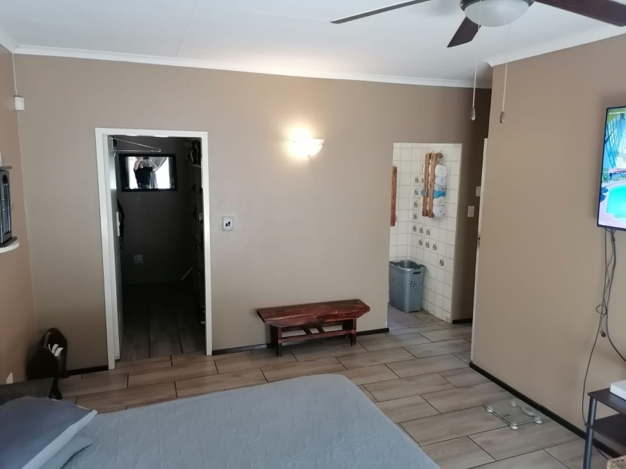 4 Bedroom Property for Sale in Birchleigh North Gauteng