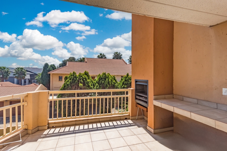 2 Bedroom Property for Sale in Bedfordview Gauteng
