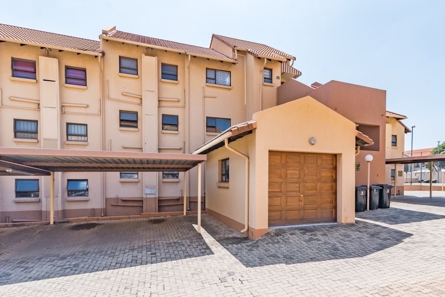 2 Bedroom Property for Sale in Bedfordview Gauteng