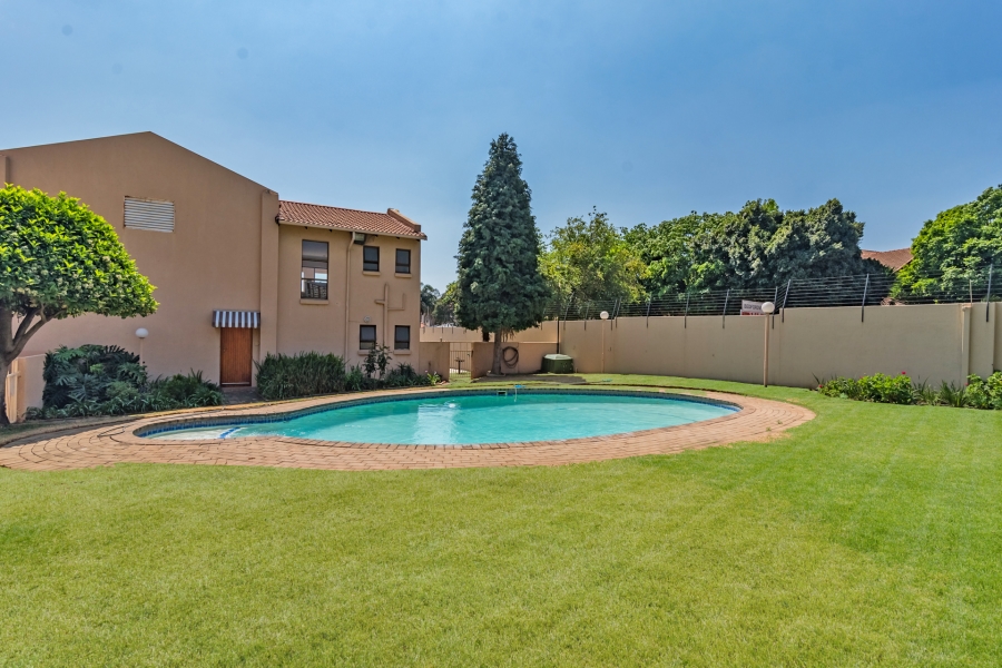 2 Bedroom Property for Sale in Bedfordview Gauteng