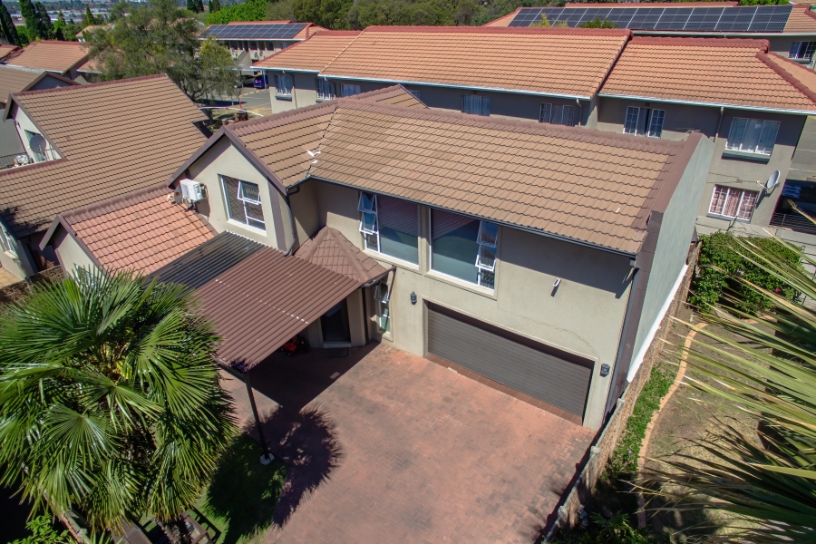 3 Bedroom Property for Sale in Eden Glen Gauteng
