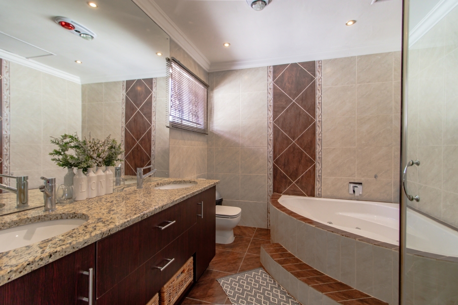 3 Bedroom Property for Sale in Eden Glen Gauteng