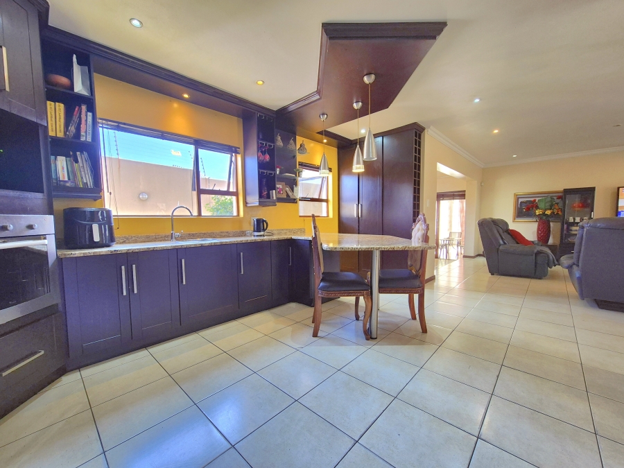 4 Bedroom Property for Sale in Parkrand Gauteng