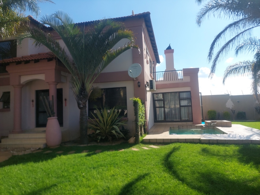 6 Bedroom Property for Sale in Parkrand Gauteng