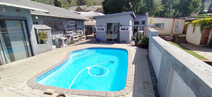 4 Bedroom Property for Sale in Mountain View Gauteng
