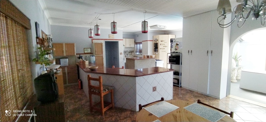 4 Bedroom Property for Sale in Mountain View Gauteng