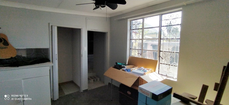 4 Bedroom Property for Sale in Mountain View Gauteng