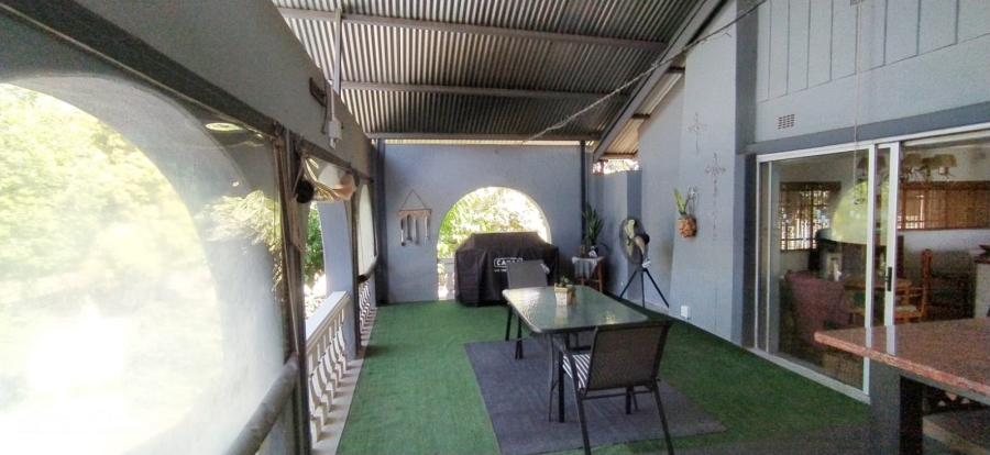 4 Bedroom Property for Sale in Mountain View Gauteng