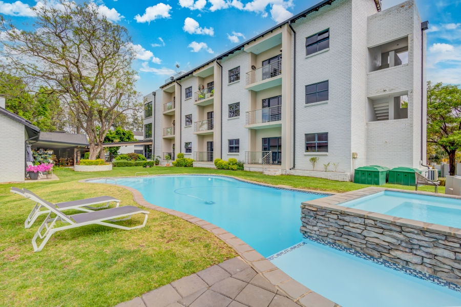 To Let 2 Bedroom Property for Rent in Beverley Gauteng