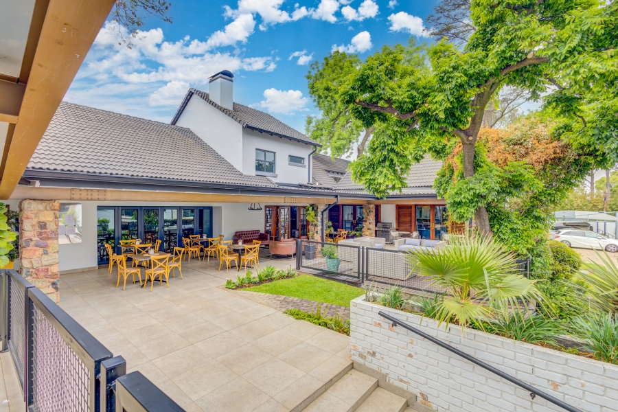 To Let 2 Bedroom Property for Rent in Beverley Gauteng