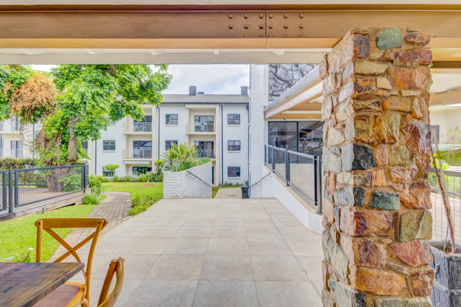 To Let 2 Bedroom Property for Rent in Beverley Gauteng
