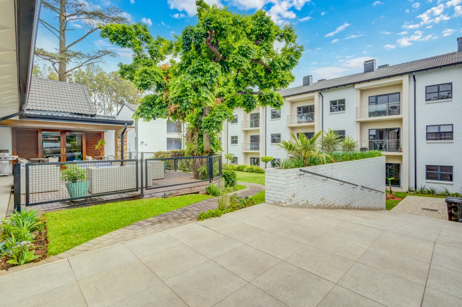 To Let 2 Bedroom Property for Rent in Beverley Gauteng