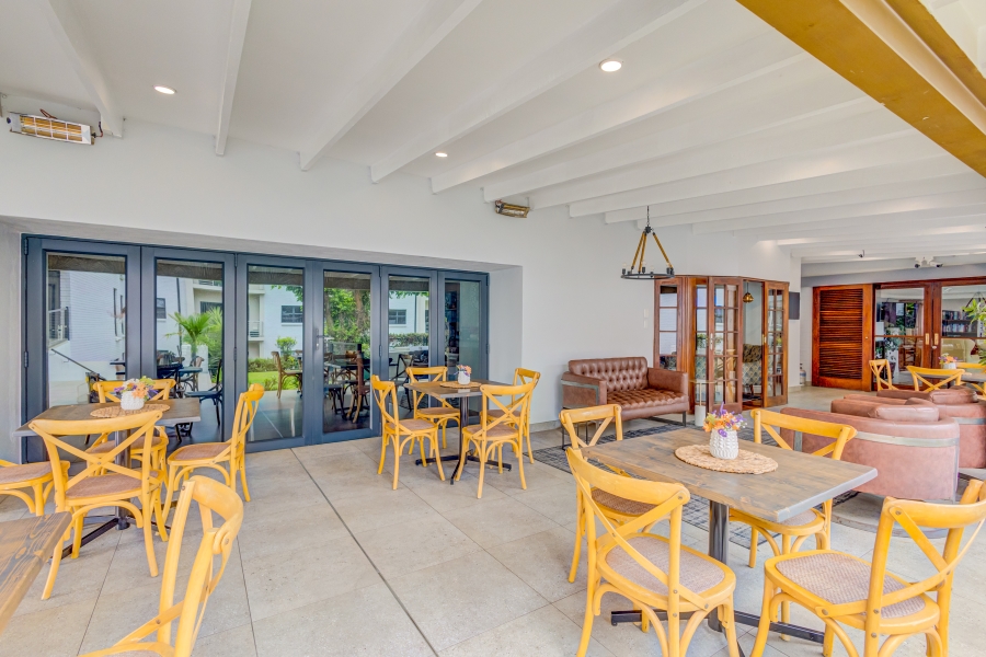 To Let 2 Bedroom Property for Rent in Beverley Gauteng