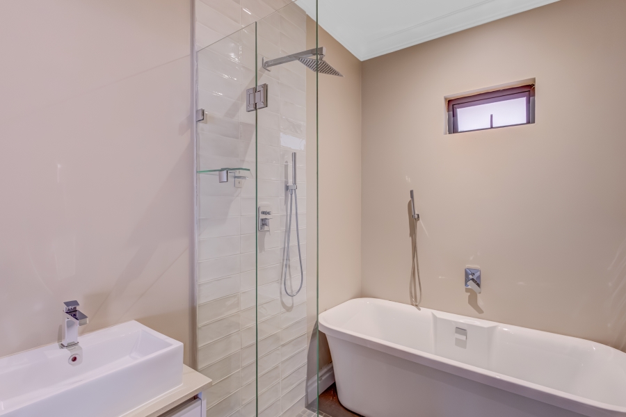 To Let 2 Bedroom Property for Rent in Beverley Gauteng