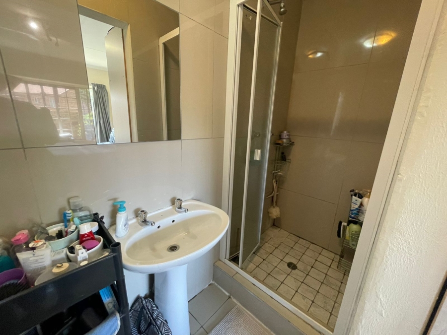 3 Bedroom Property for Sale in Wilgeheuwel Gauteng