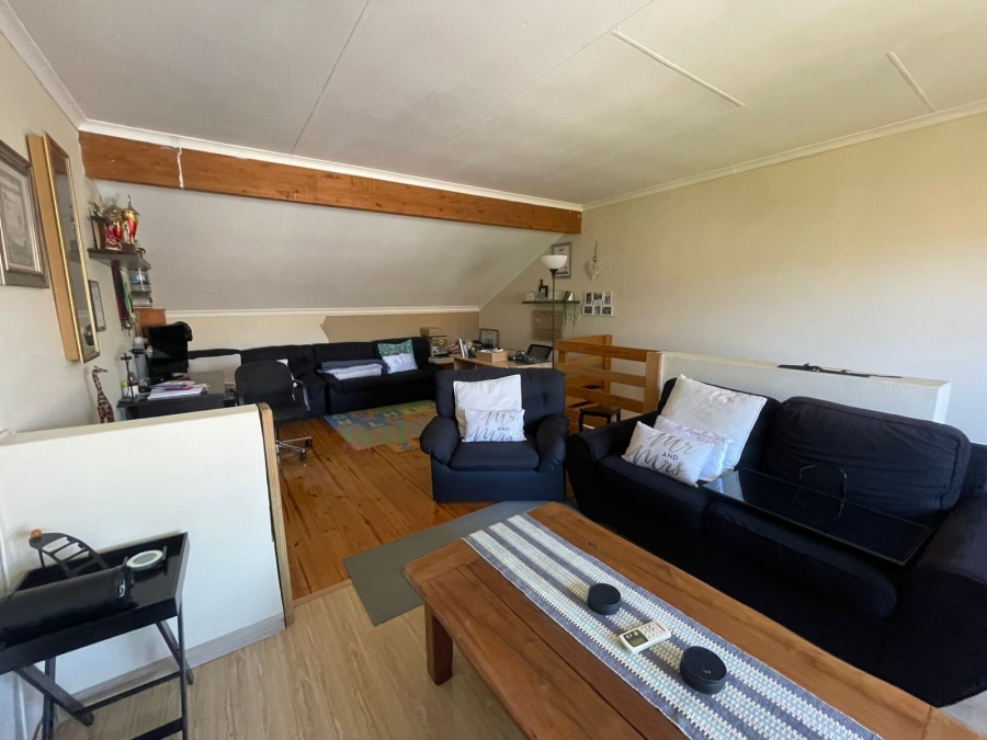 3 Bedroom Property for Sale in Wilgeheuwel Gauteng