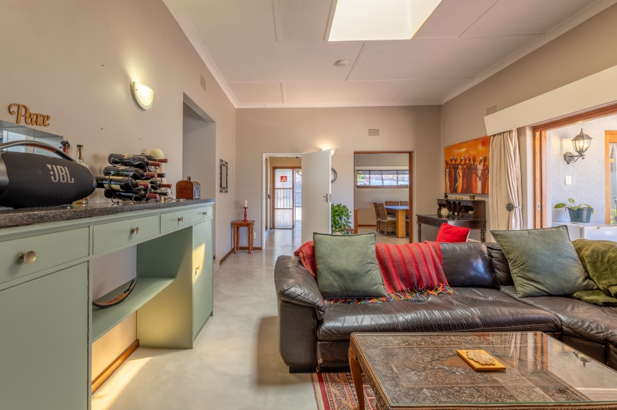 7 Bedroom Property for Sale in Bryanston Gauteng