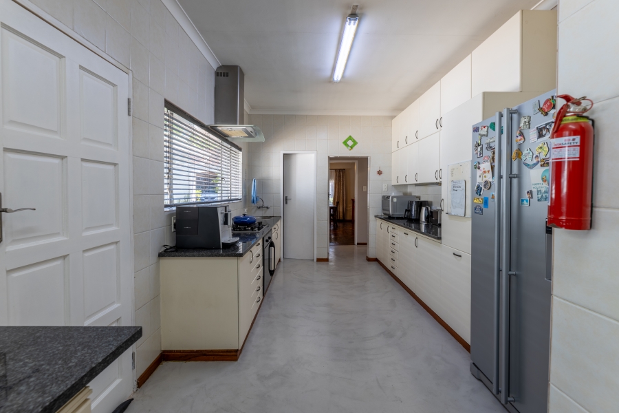7 Bedroom Property for Sale in Bryanston Gauteng