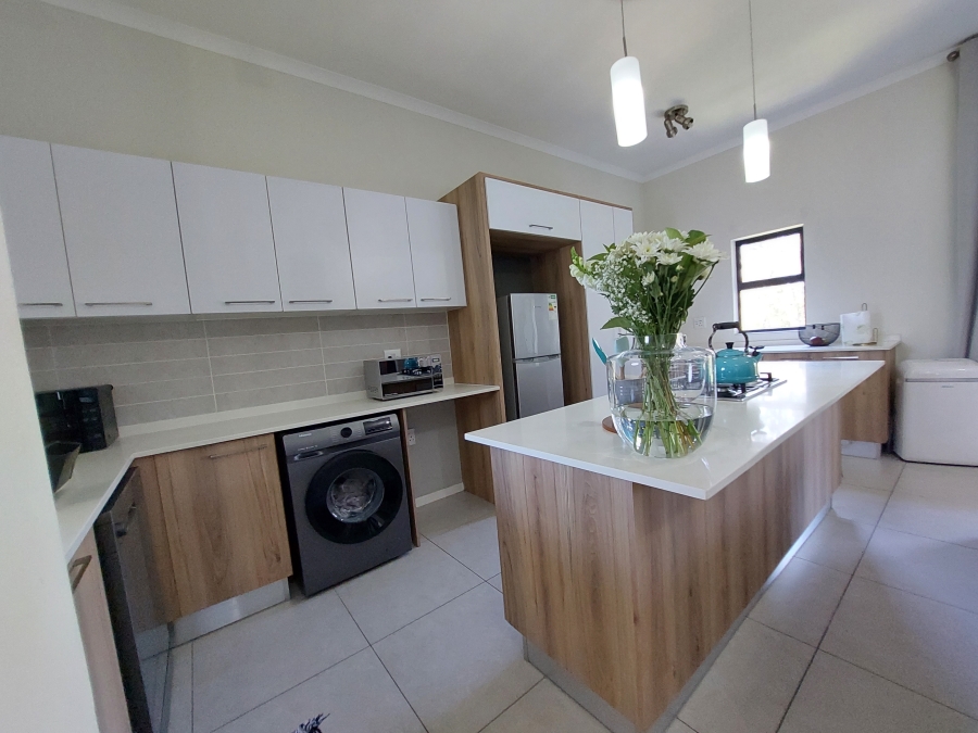 To Let 2 Bedroom Property for Rent in Modderfontein Gauteng