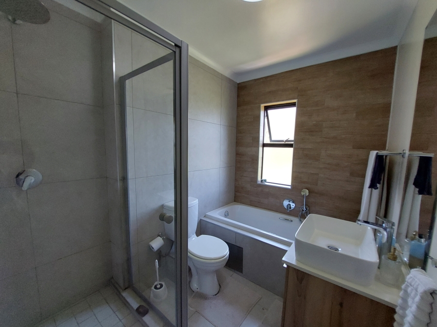 To Let 2 Bedroom Property for Rent in Modderfontein Gauteng