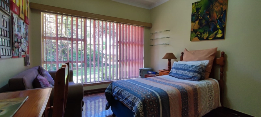 4 Bedroom Property for Sale in Eldoraigne Gauteng
