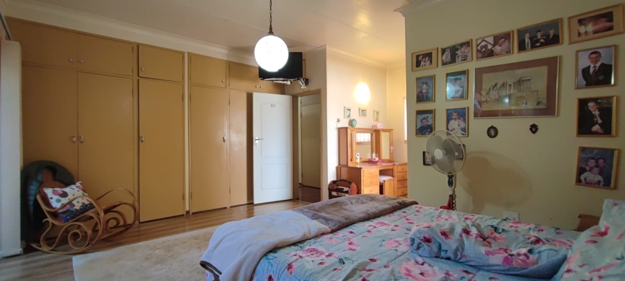 4 Bedroom Property for Sale in Eldoraigne Gauteng