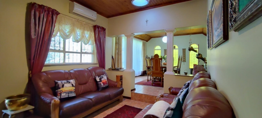 4 Bedroom Property for Sale in Eldoraigne Gauteng
