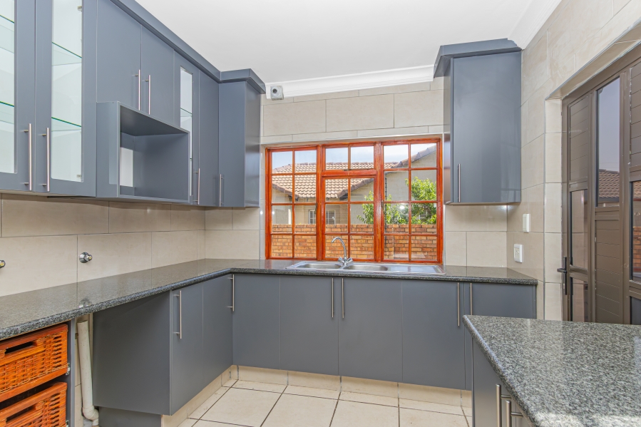 To Let 3 Bedroom Property for Rent in Kyalami Hills Gauteng