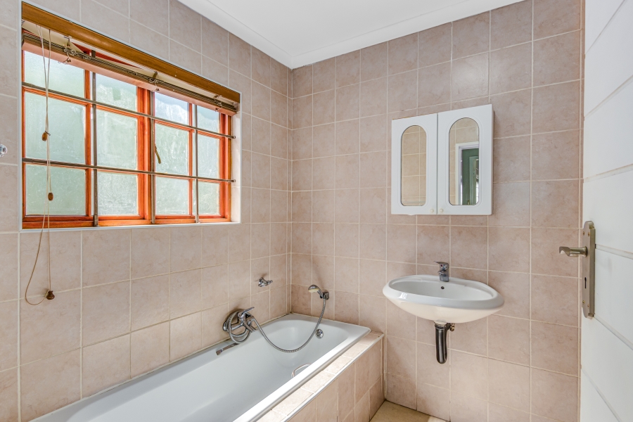 To Let 3 Bedroom Property for Rent in Kyalami Hills Gauteng
