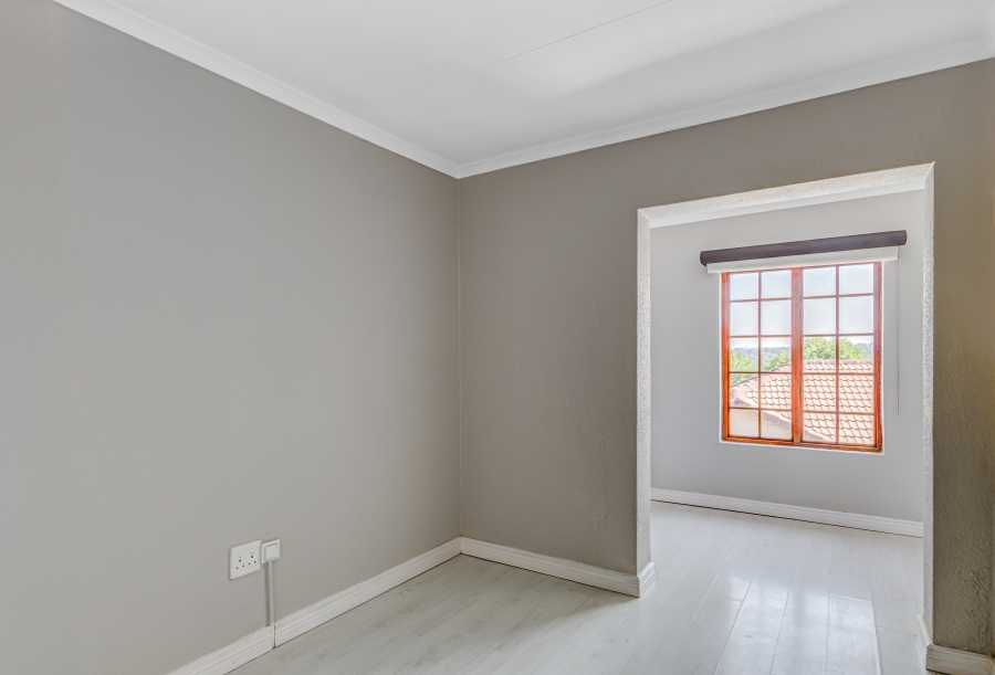 To Let 3 Bedroom Property for Rent in Kyalami Hills Gauteng