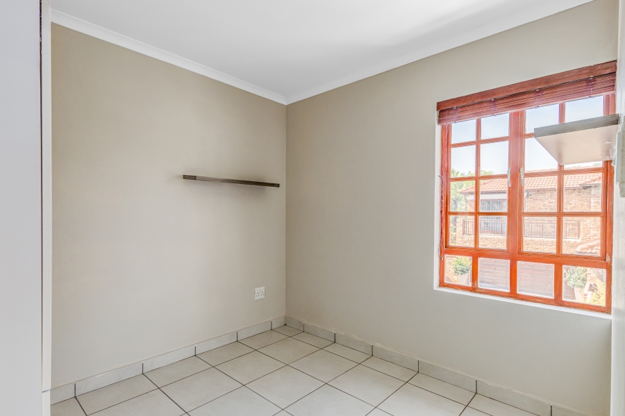 To Let 3 Bedroom Property for Rent in Kyalami Hills Gauteng