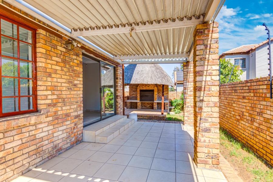 To Let 3 Bedroom Property for Rent in Kyalami Hills Gauteng