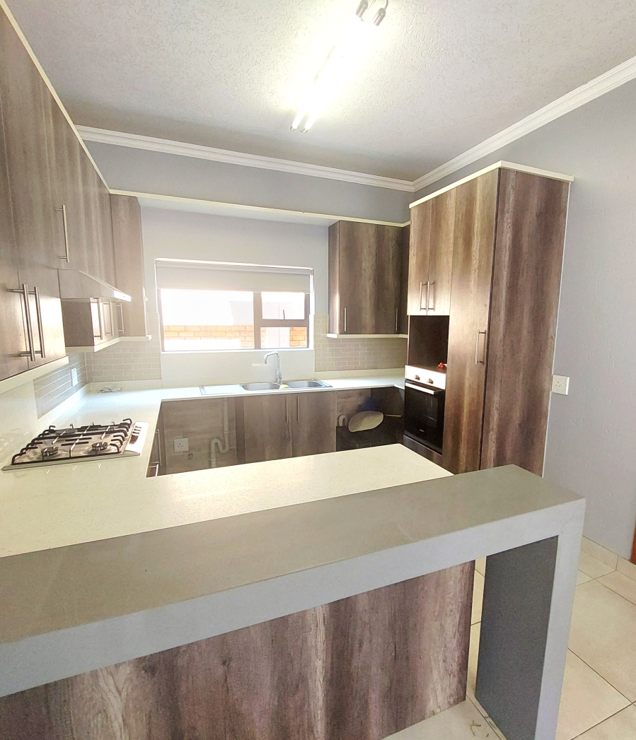 2 Bedroom Property for Sale in Ravenswood Gauteng
