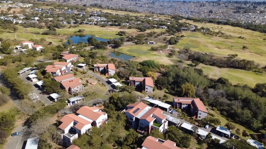 To Let 1 Bedroom Property for Rent in Jackal Creek Golf Estate Gauteng