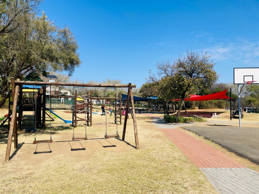 To Let 1 Bedroom Property for Rent in Jackal Creek Golf Estate Gauteng