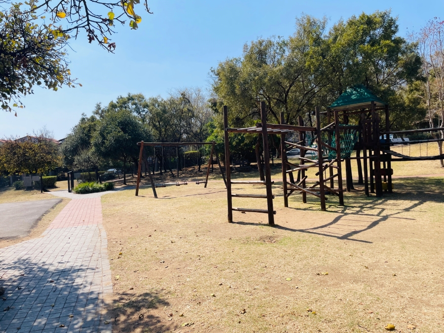 To Let 1 Bedroom Property for Rent in Jackal Creek Golf Estate Gauteng