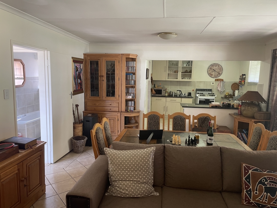 3 Bedroom Property for Sale in La Montagne Gauteng