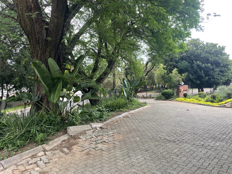 3 Bedroom Property for Sale in La Montagne Gauteng