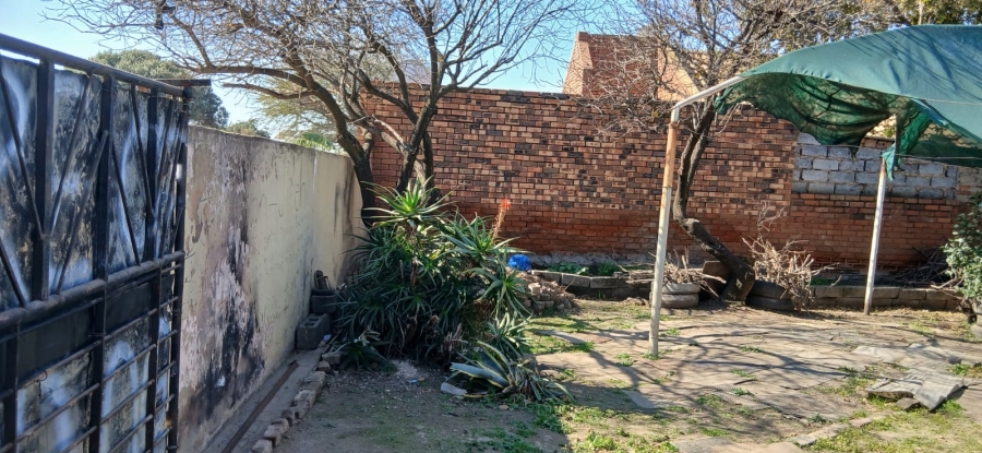 To Let 2 Bedroom Property for Rent in Rabie Ridge Gauteng