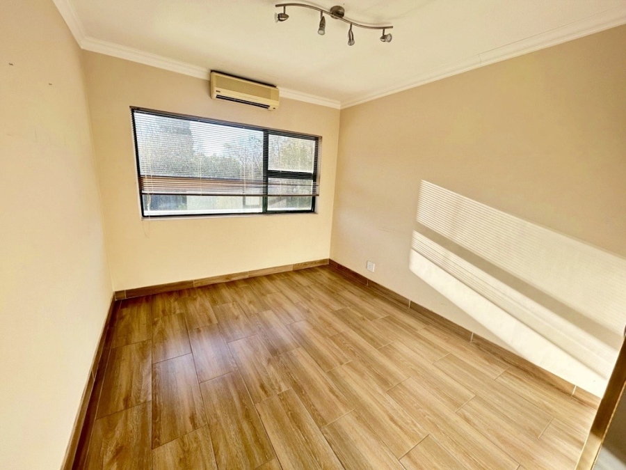 5 Bedroom Property for Sale in Dainfern Golf Estate Gauteng