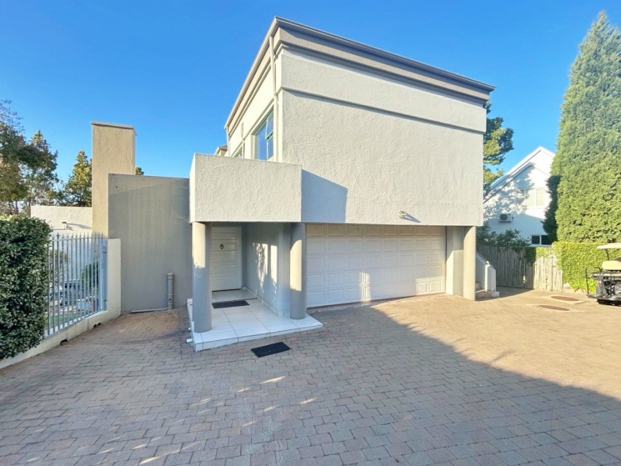 5 Bedroom Property for Sale in Dainfern Golf Estate Gauteng