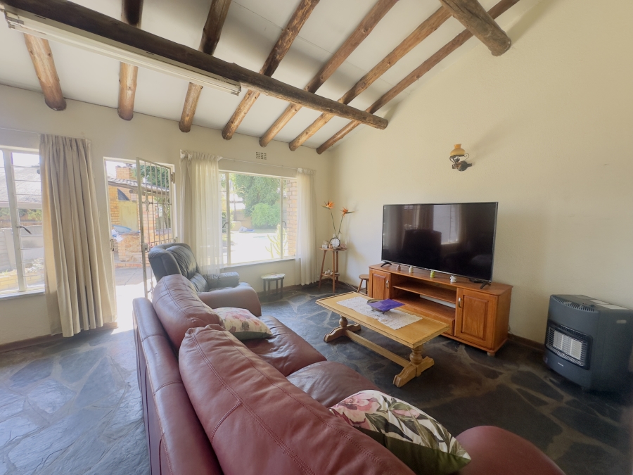 3 Bedroom Property for Sale in Verwoerdpark Gauteng