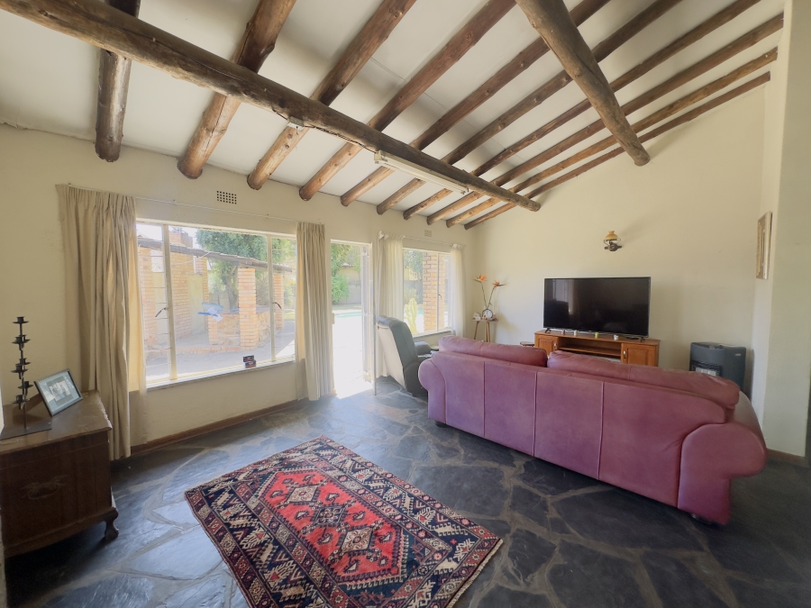 3 Bedroom Property for Sale in Verwoerdpark Gauteng